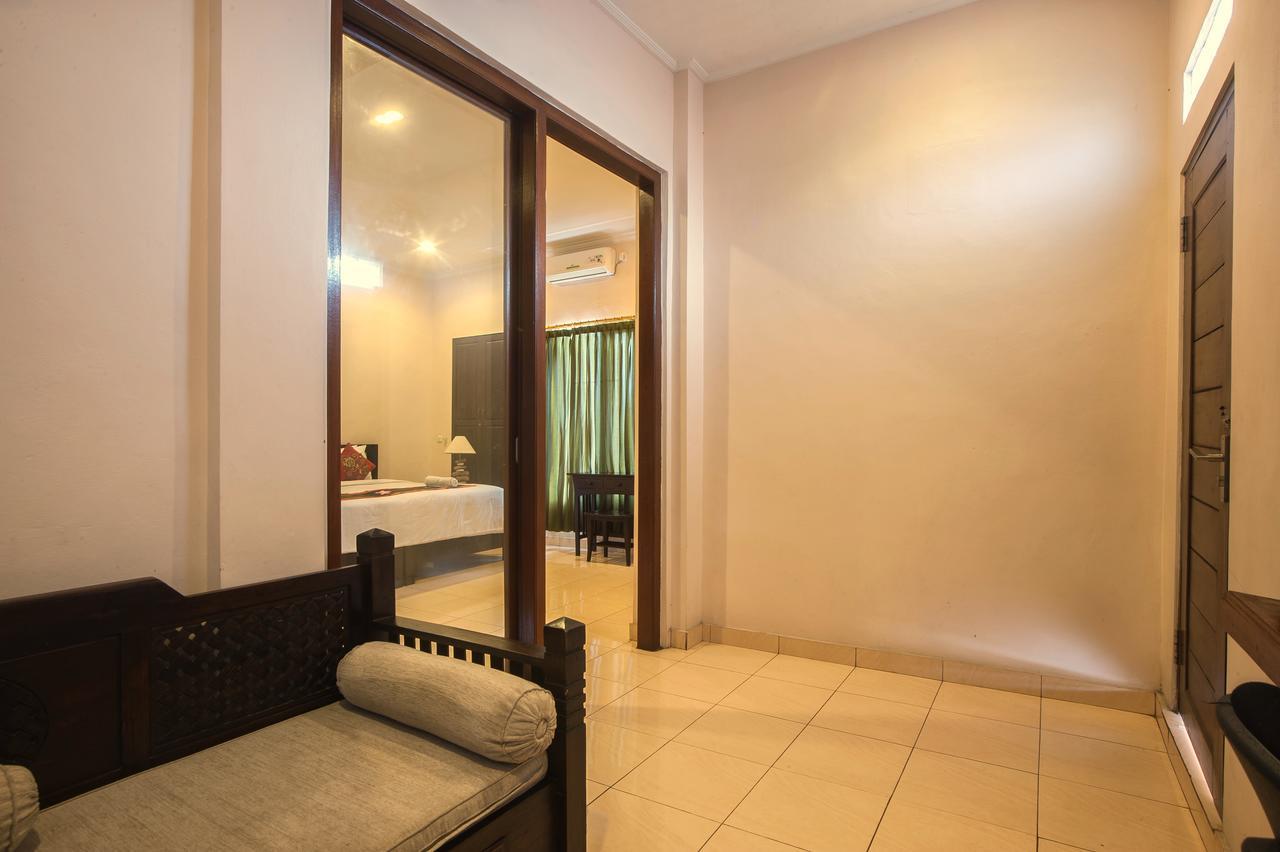 Wisma tamu Brata *
